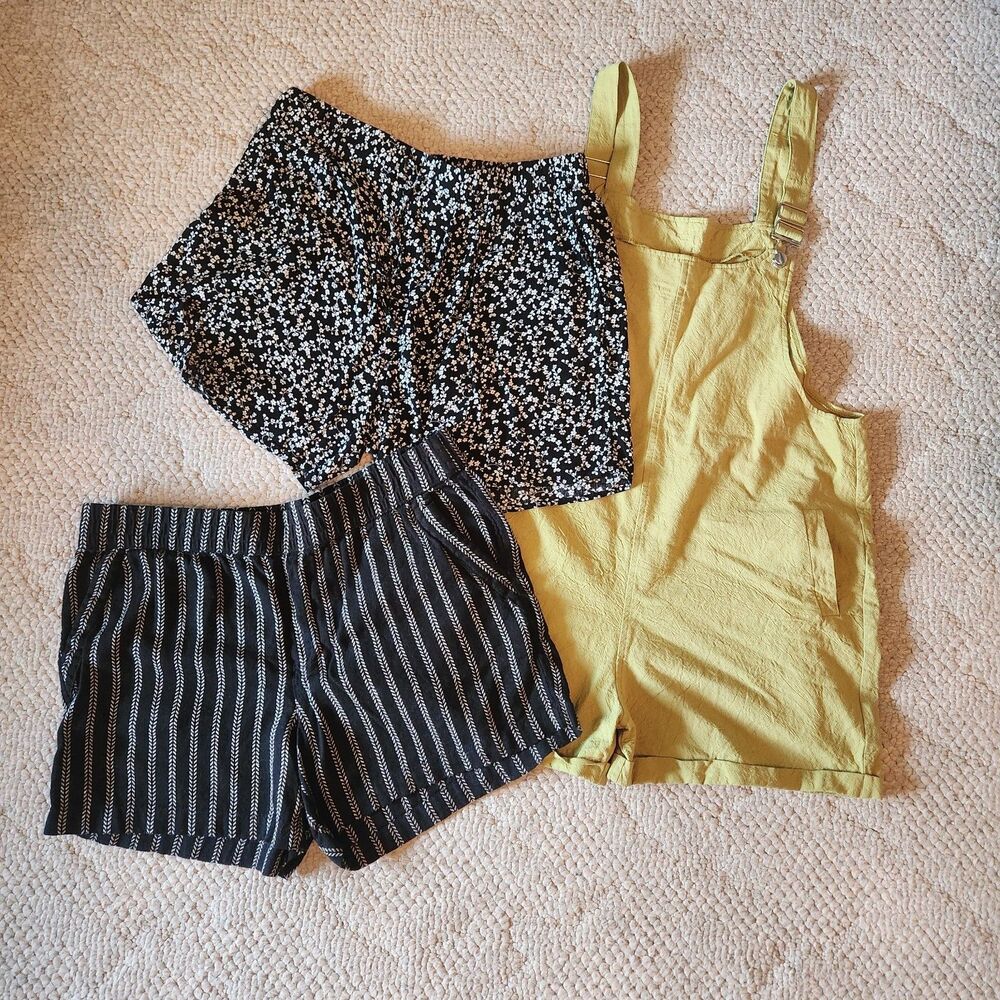 Womens Shorts Lot of 3 Bib Overalls, Flowy Floral, Striped All Size Large